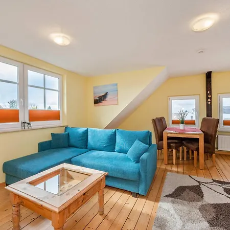 Apartman Holtz Holtz 4 *